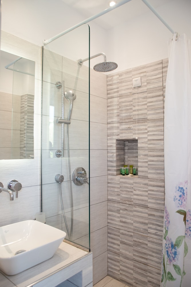 Standard Room, Sea View - Photo 19