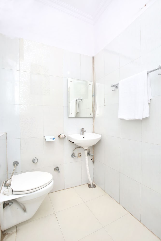Deluxe Double Or Twin Room, 1 King Bed photo 2