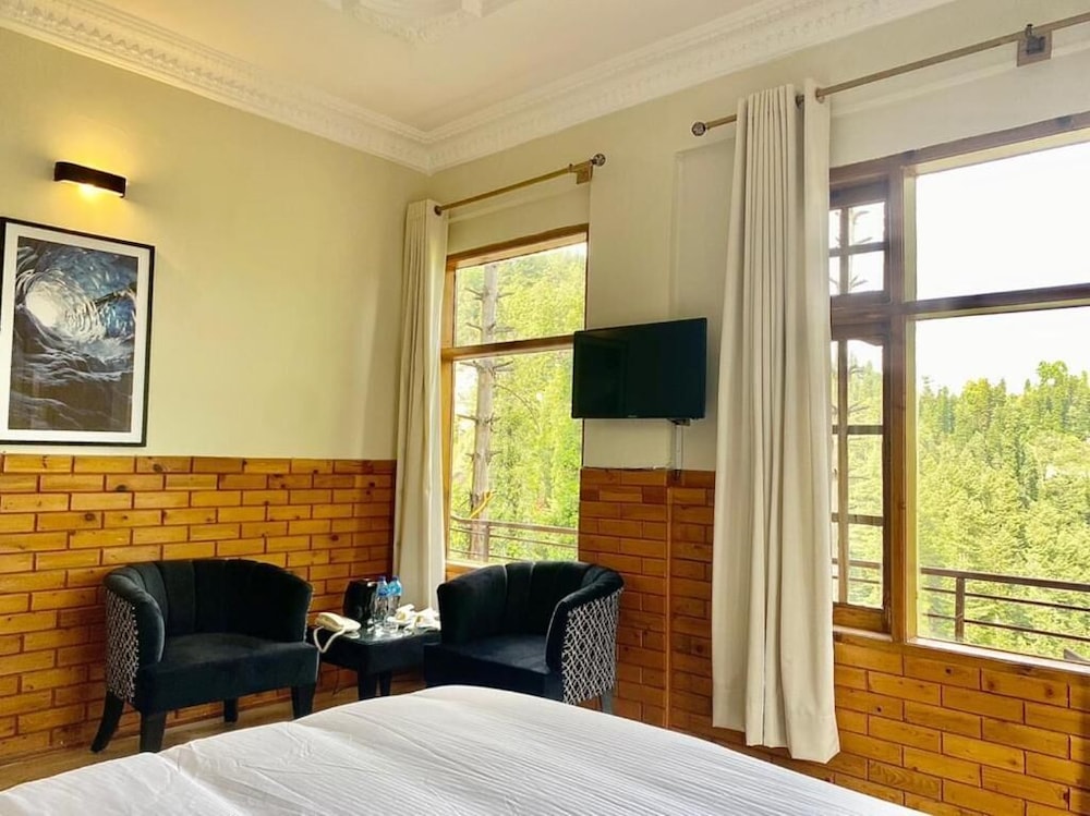 Deluxe Double Room photo 3