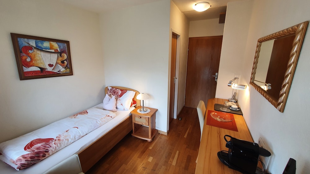 Classic Single Room photo 3