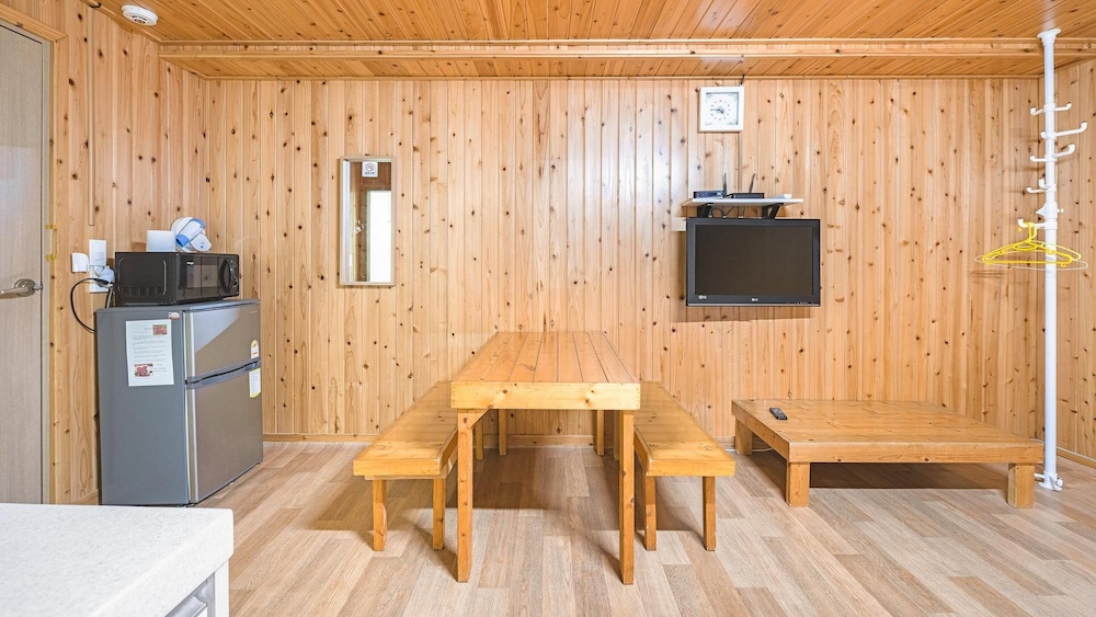 Basic Room, 1 Bedroom (Big Room (103ho)) - Photo 6