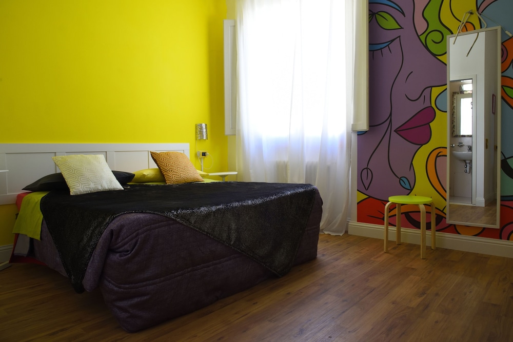 Standard Room photo 1