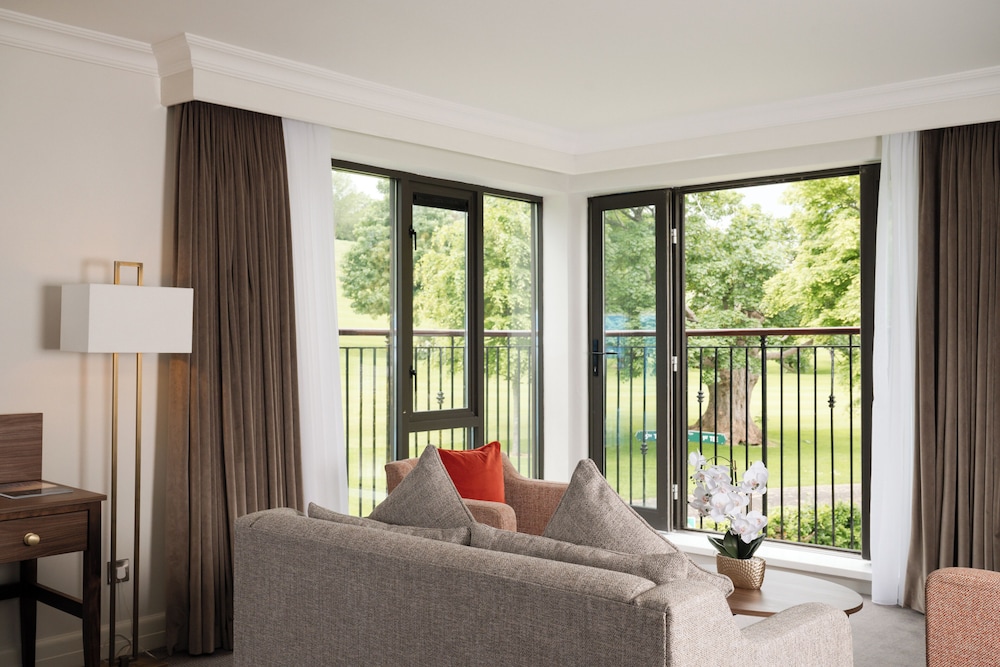 Deluxe Studio Suite photo 2