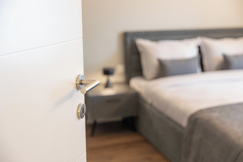 Deluxe Apartment, City View photo 3