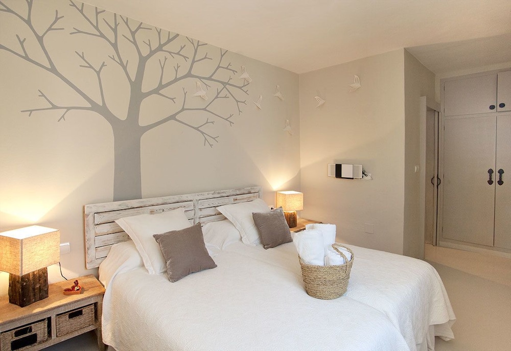 Studio Suite (4)
