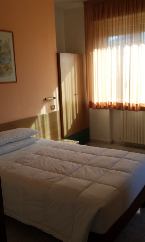Single Room photo 1