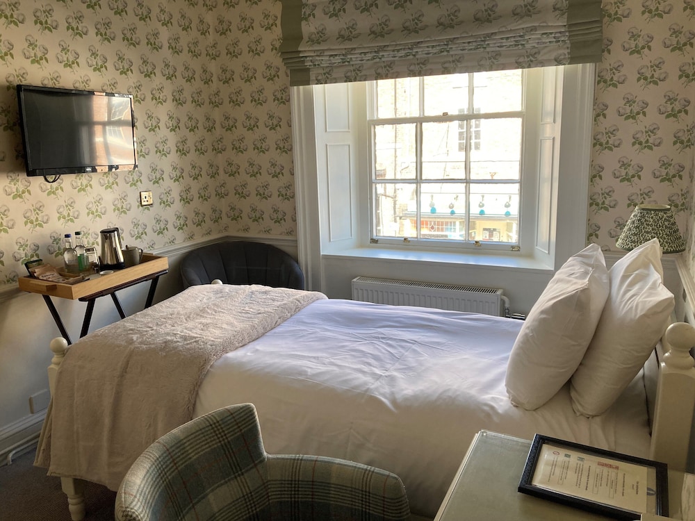 Classic Single Room, Ensuite photo 3