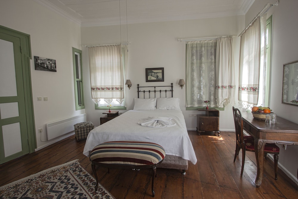 Comfort Room photo 2