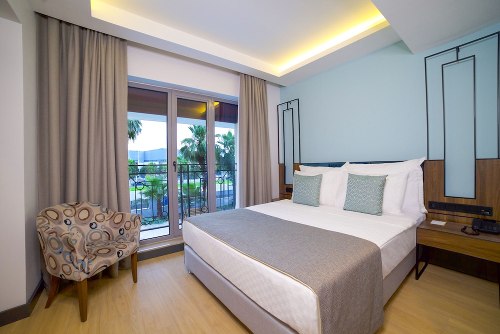 Standard Room, City View