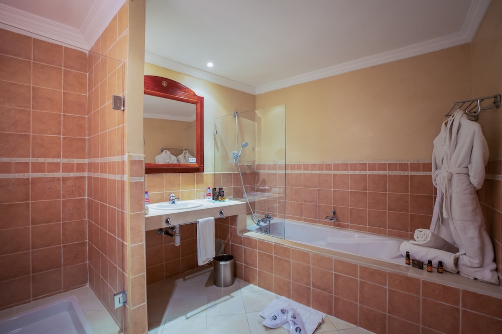 Junior Suite - Photo 7