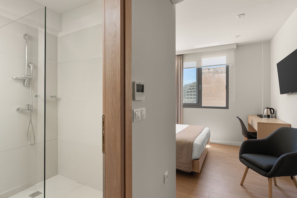 Standard Quadruple Room photo 2