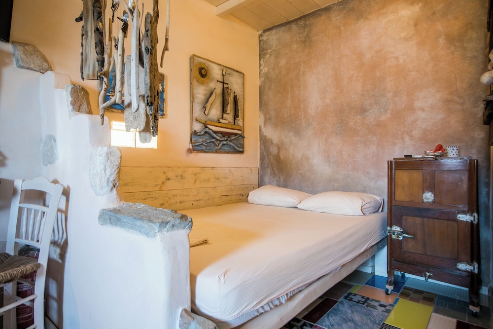 Triple Room - Photo 13