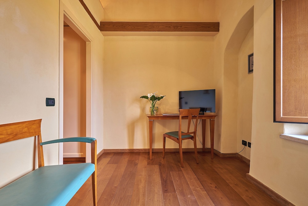 Classic Double Room photo 3