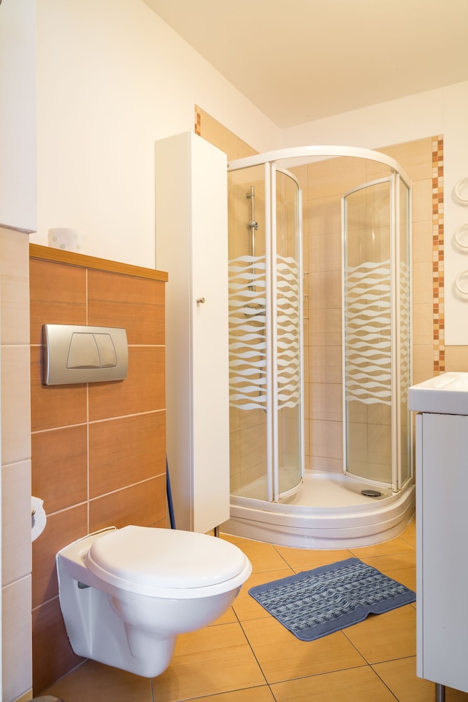 Standard Apartment, 1 Bedroom, Balcony (Saturn) photo 3