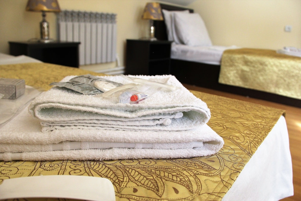 Deluxe Double Or Twin Room, 2 Twin Beds, Non Smoking, Mountain View photo 1