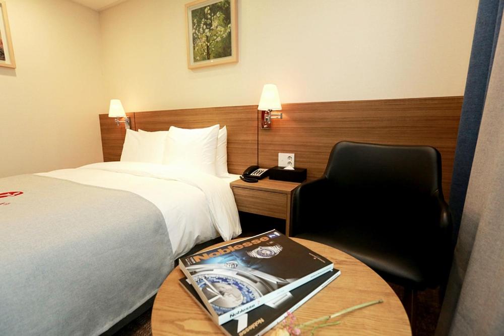 Standard Double Room photo 3