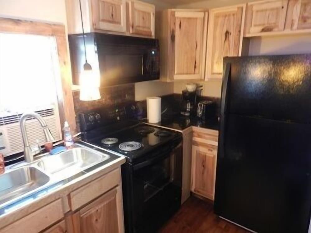 Standard Apartment, 2 Bedrooms, 2 Bathrooms (Unit 5) photo 2