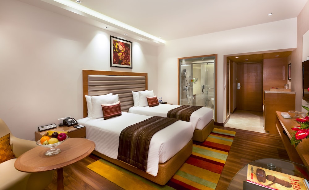 Business Double Room - Photo 1