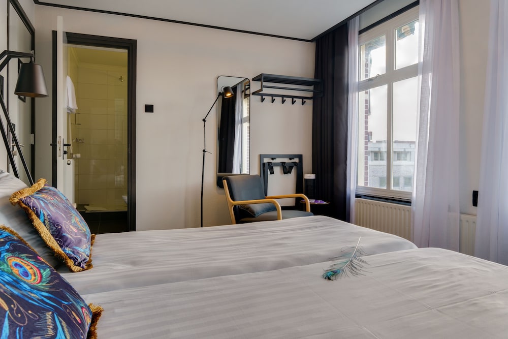 Deluxe Double Room - Photo 3