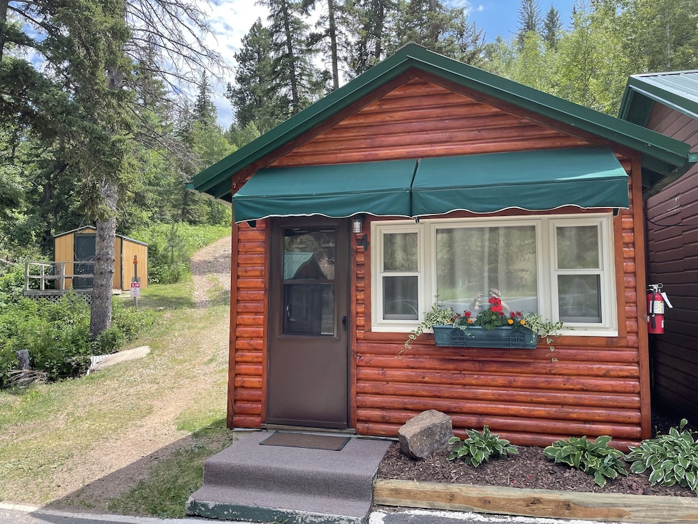 Comfort Cabin (No Pets)