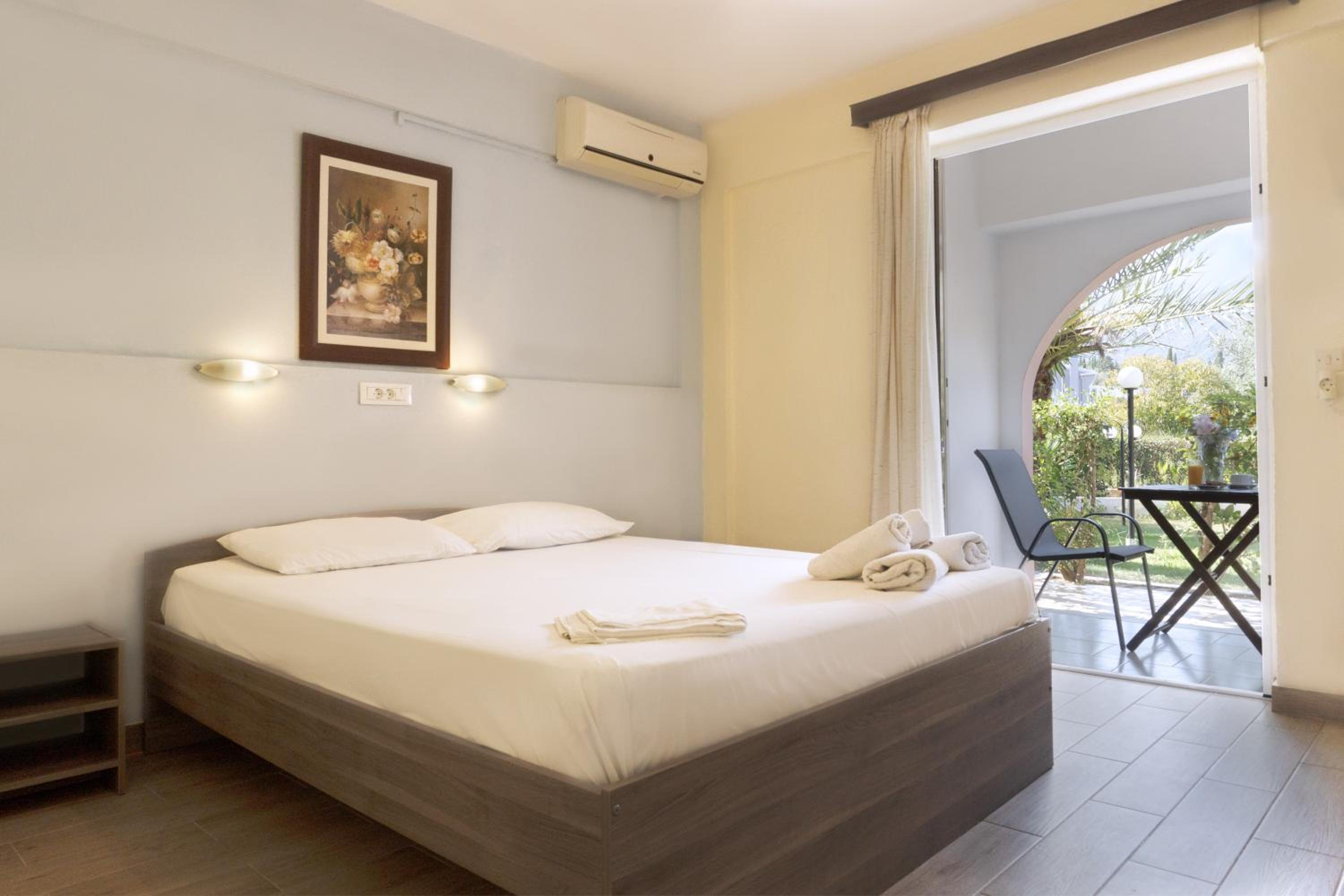 Superior One-Bedroom Apartment With Balcony photo 1