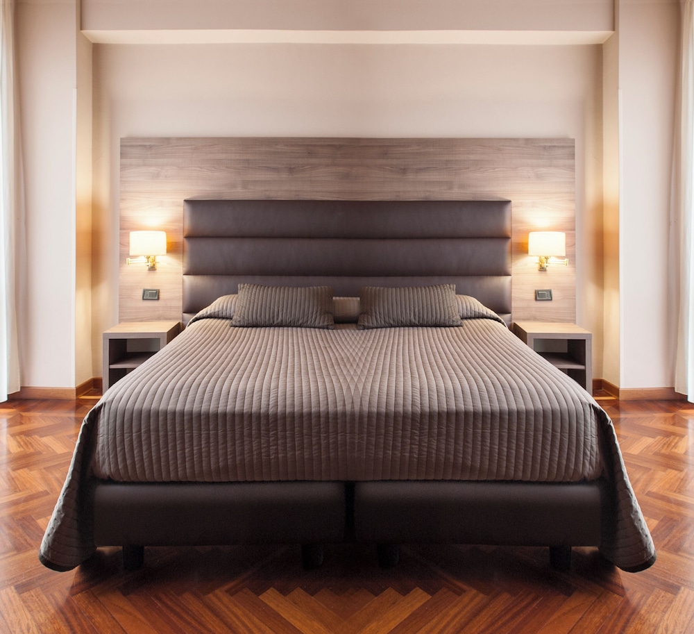 Classic Room, 1 Queen Bed, Garden View (Spa access) photo 1