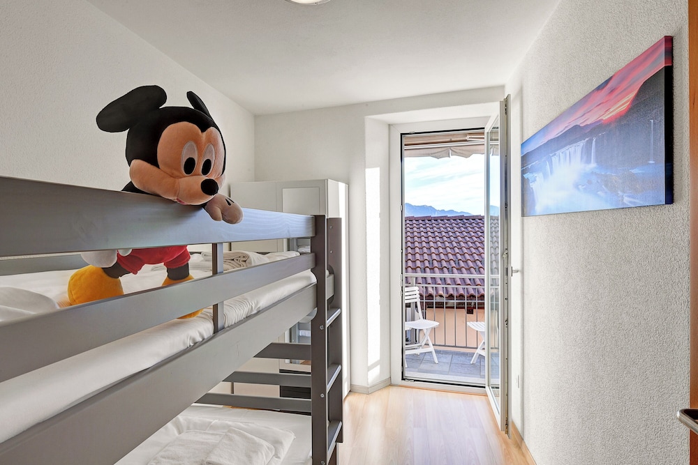 Family Apartment, Multiple Bedrooms (Lugano Bay View Due)