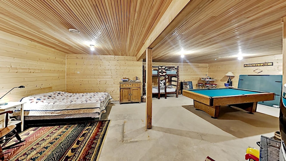 Cabin, Multiple Beds, Kitchen photo 1