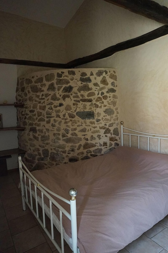Traditional Cottage photo 1