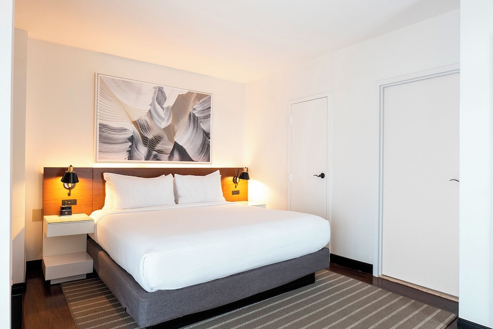 Suite, 1 King Bed (Saint Gregory | Single Use) - Photo 3