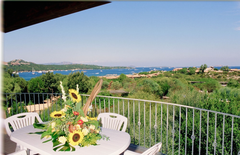 Deluxe Apartment, 1 Bedroom, Terrace, Sea View photo 3