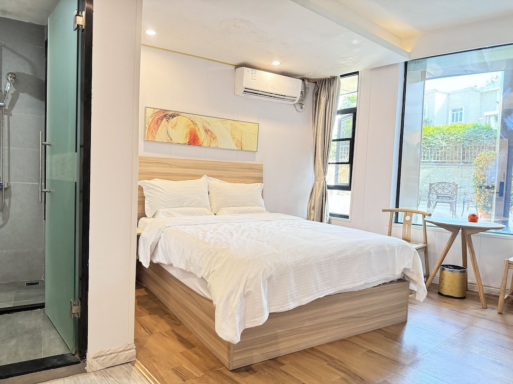 Classic Room, Garden View photo 3