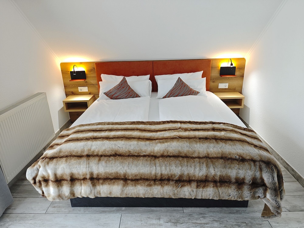 Suite, Ensuite, Lake View (mit Balkon) - Photo 3