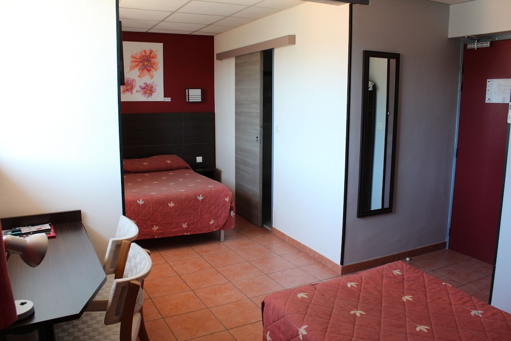 Triple Room photo 2