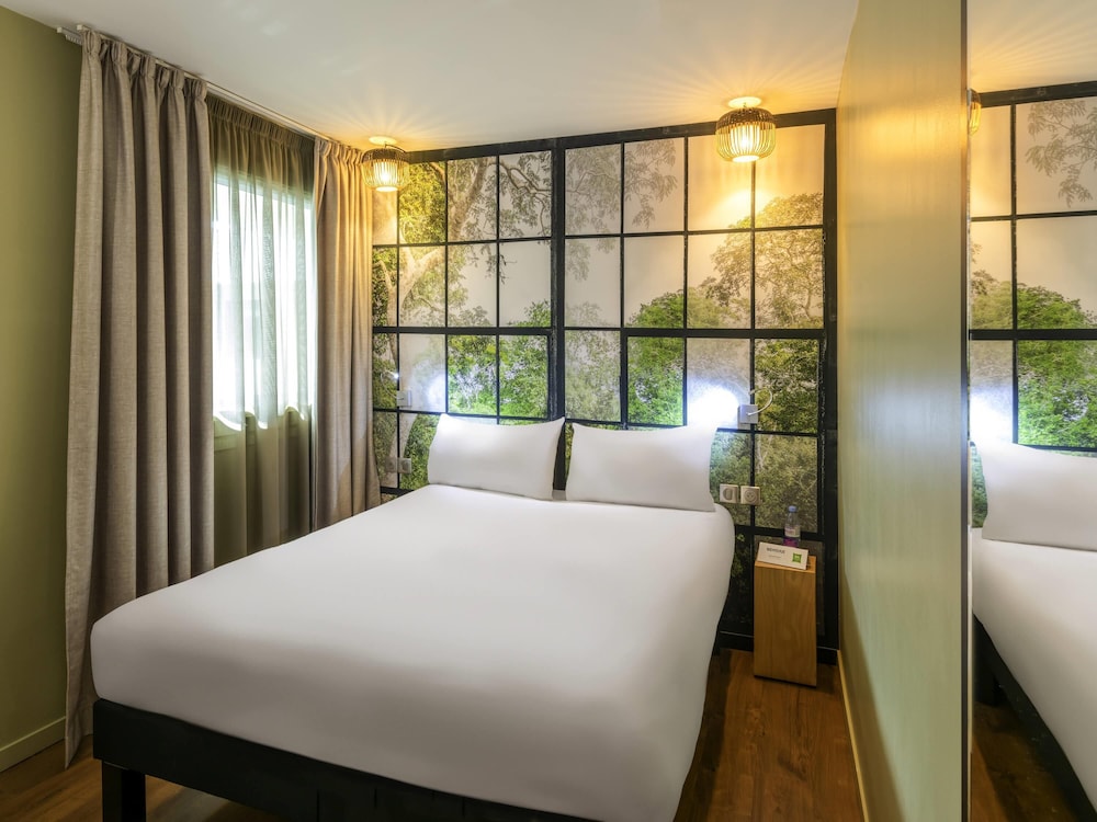 Standard Suite, 2 Double Beds, Connecting Rooms (Family) photo 1