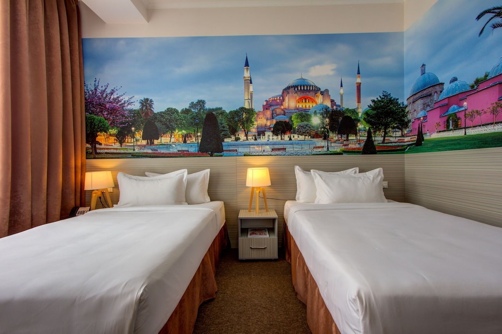 Standard Twin Room, Mountain View photo 2