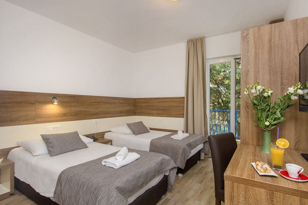 Standard Room, Balcony