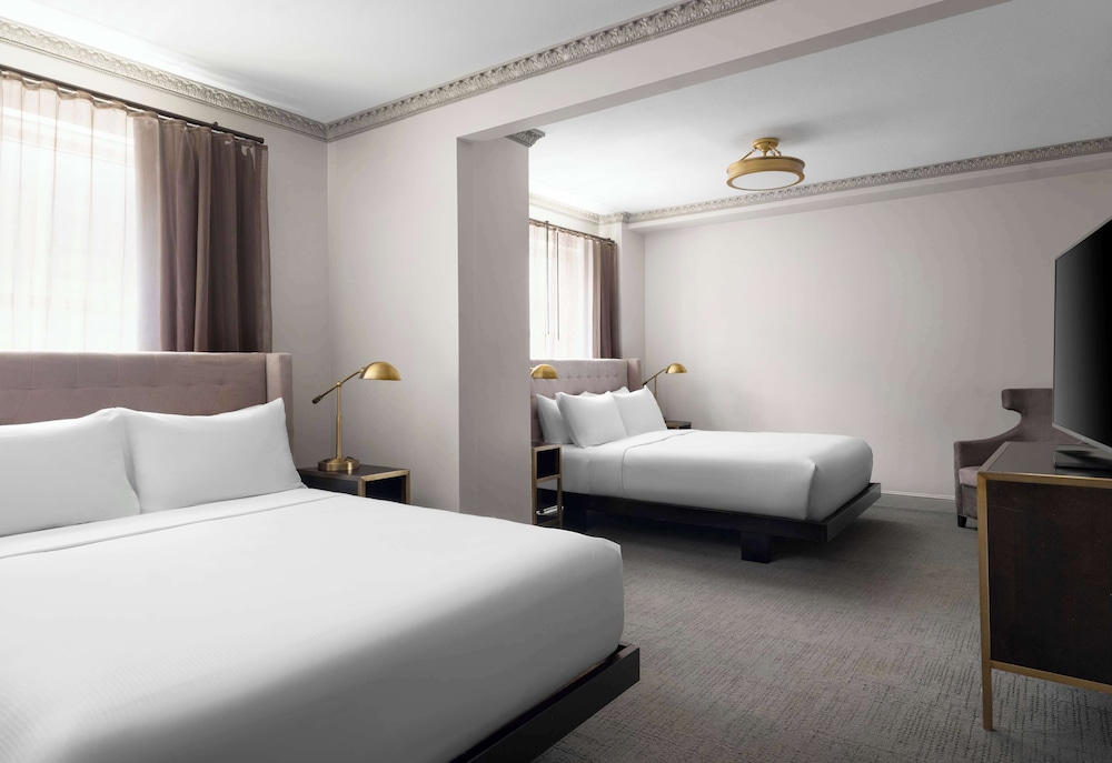 Room, 2 Queen Beds, Accessible - Photo 2