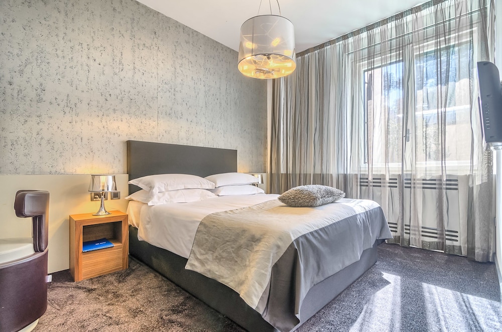 Standard Double Room, Park View