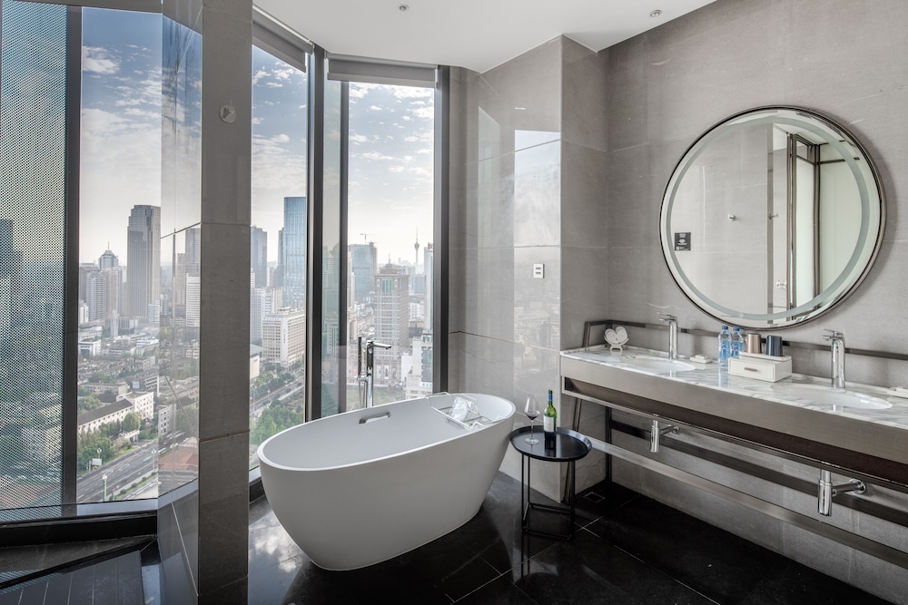 King Grand Skyline Tianfu Square View Suite - Photo 5