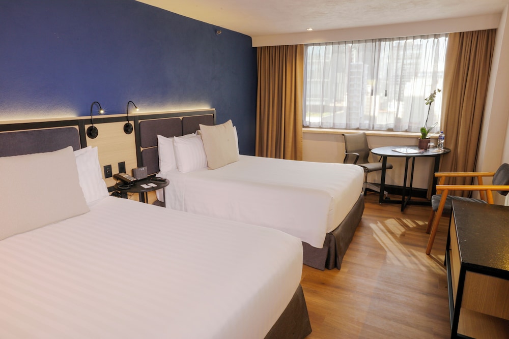 Signature Double Room - Photo 2