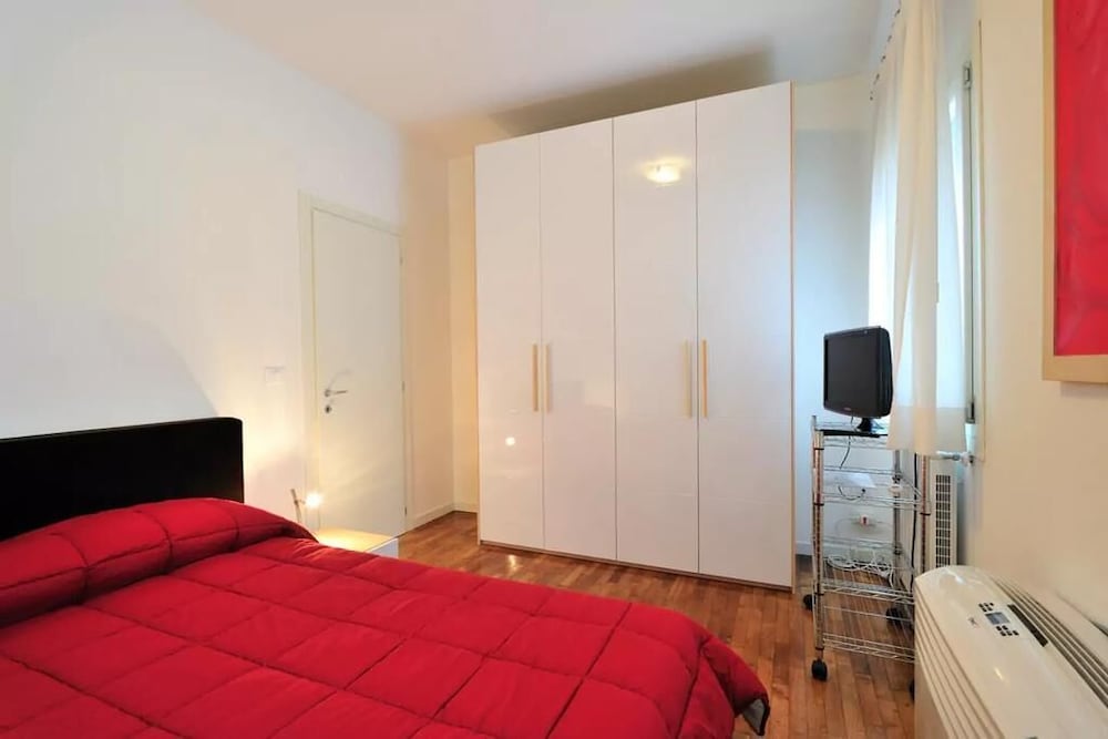 Duplex, 2 Bedrooms photo 1