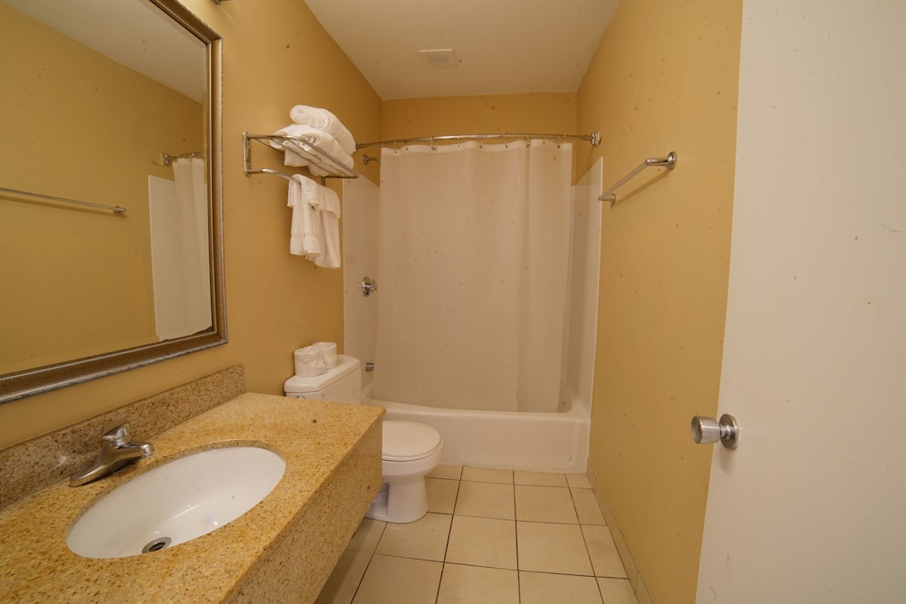 Economy Room - Photo 6