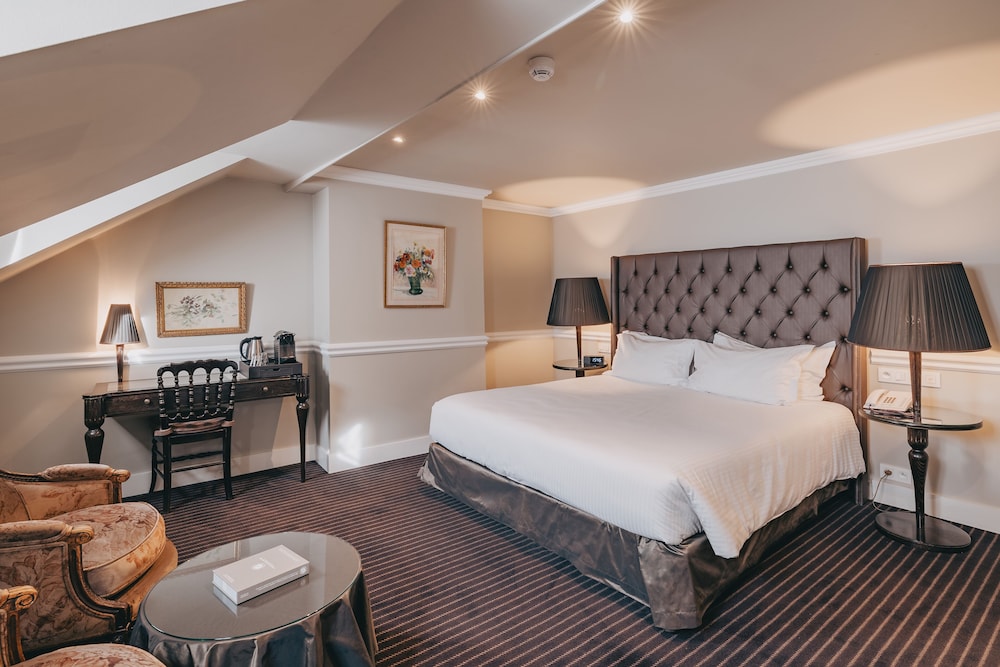 Deluxe Room - Photo 4