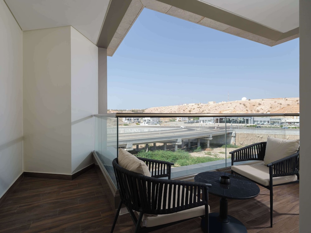Suite, 1 Bedroom, Accessible (Access) - Photo 4