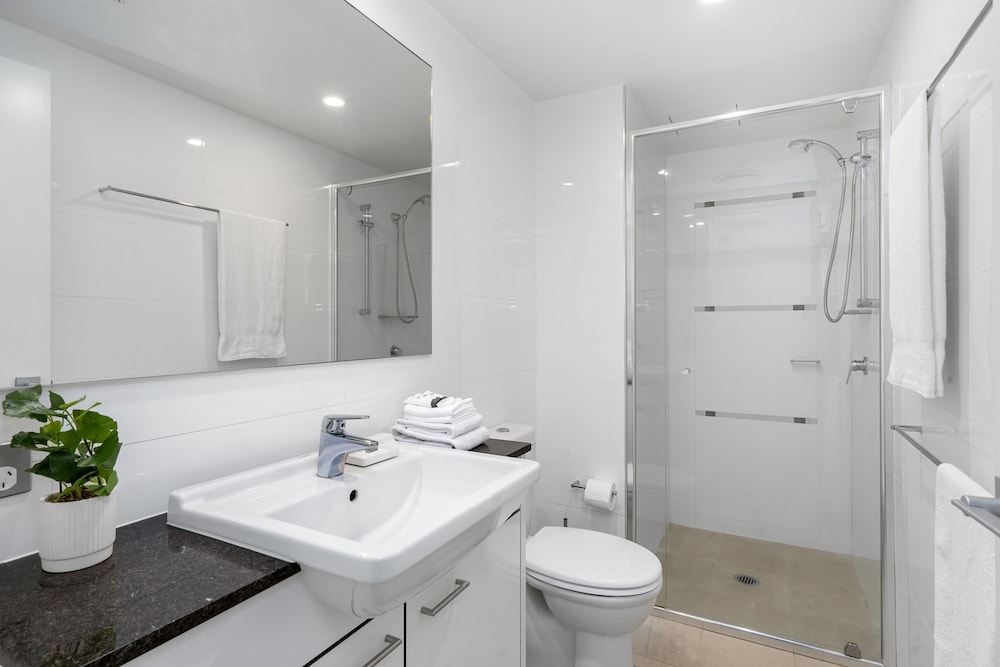 Apartment, 2 Bedrooms - Photo 9