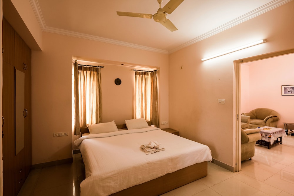 Deluxe Double Or Twin Room, City View