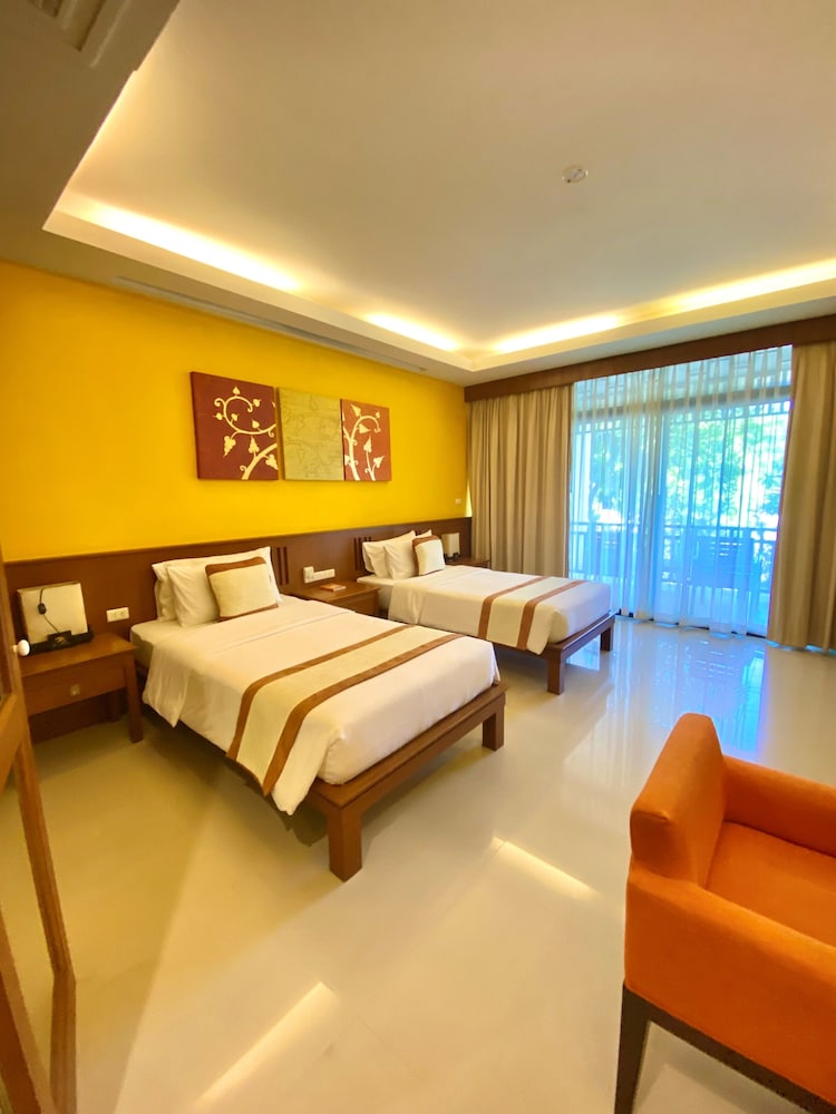 Deluxe Twin Room - Photo 16