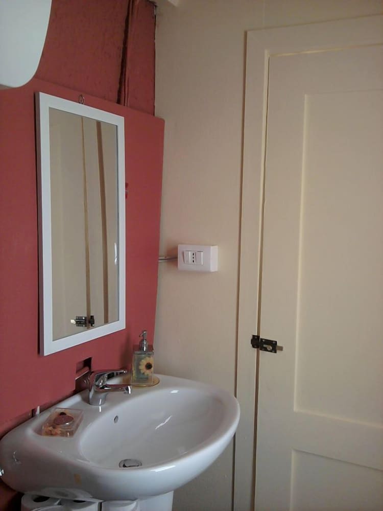 Triple Room, Sea View - Photo 8