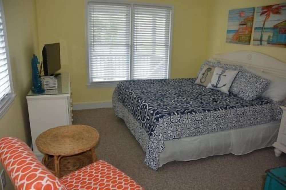 House, 5 Bedrooms photo 1